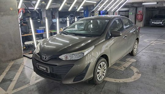 Toyota • Yaris