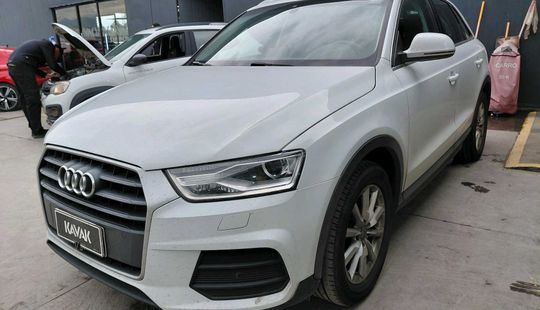 Audi • Q3