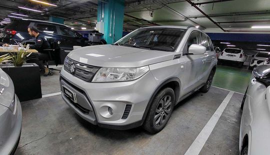 Suzuki • Vitara
