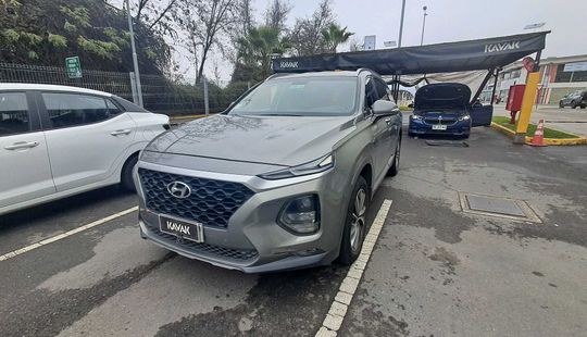 Hyundai • Santa Fe