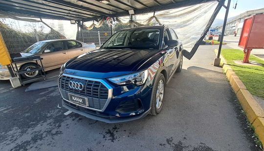Audi • Q3
