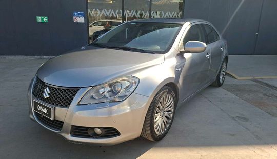 Suzuki • Kizashi