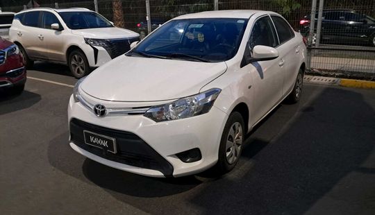 Toyota • Yaris