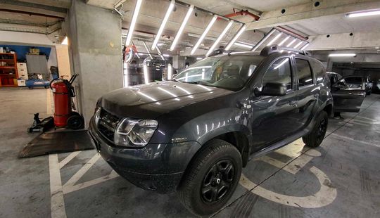 Renault • Duster