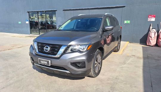 Nissan • Pathfinder
