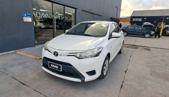 Toyota • Yaris