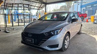Nissan • Versa