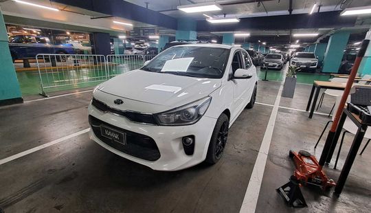 Kia • RIO 5