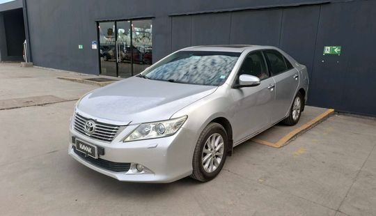Toyota • Camry
