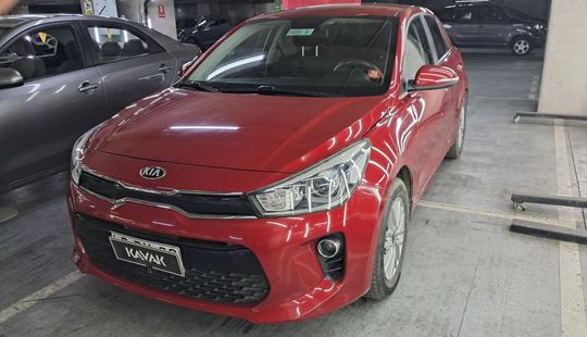 Kia • RIO 5