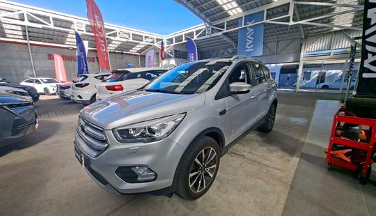 Ford • Escape