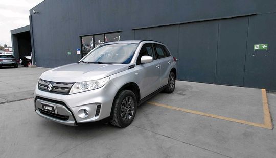 Suzuki • Vitara