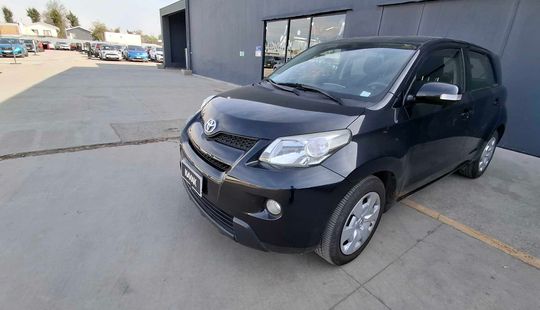 Toyota • Urban Cruiser