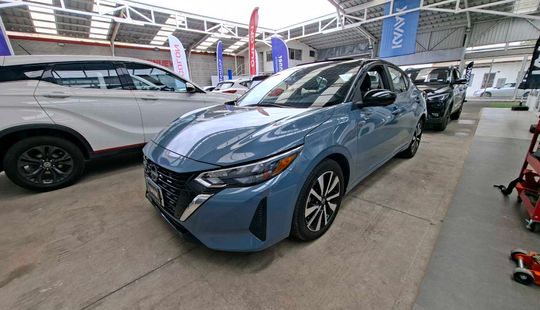 Nissan • Sentra