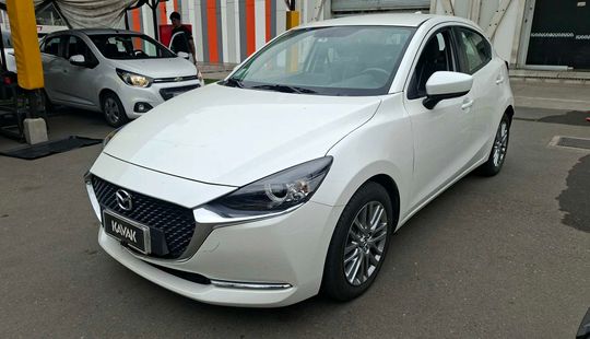 Mazda • Mazda 2