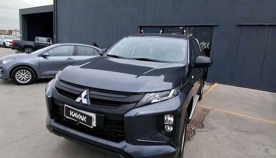 Mitsubishi • L200