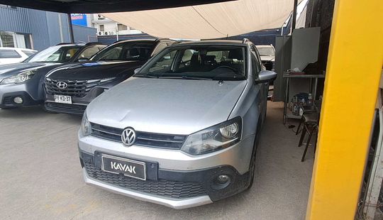 Volkswagen • Polo