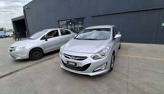 Hyundai • I40