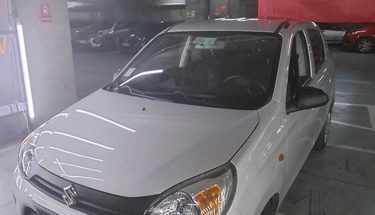 Suzuki • Alto
