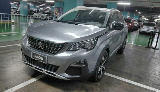 Peugeot • 3008