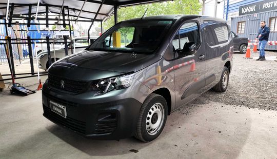 Peugeot • Partner