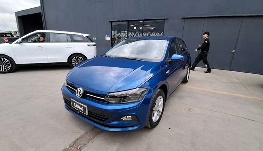 Volkswagen • Polo