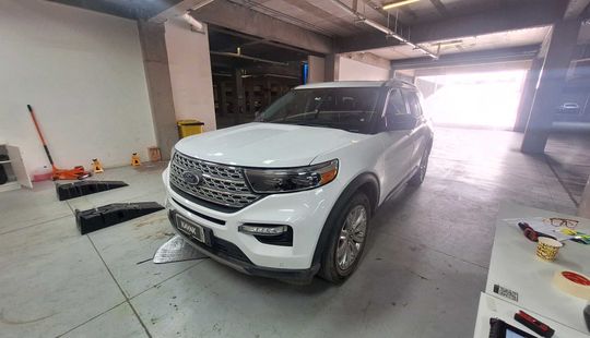 Ford • Explorer