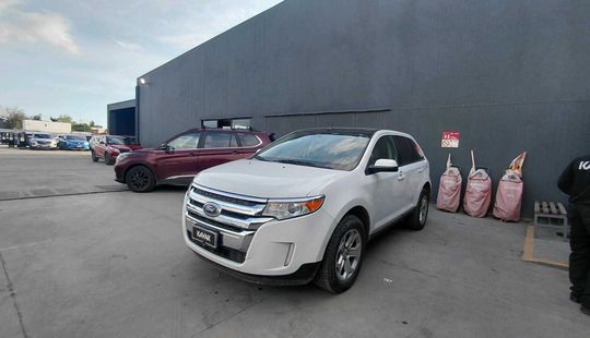 Ford • Edge