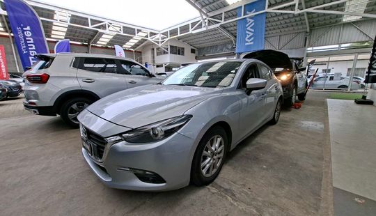 Mazda • Mazda 3