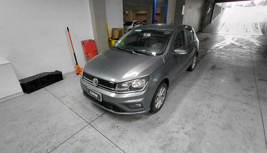 Volkswagen • Gol