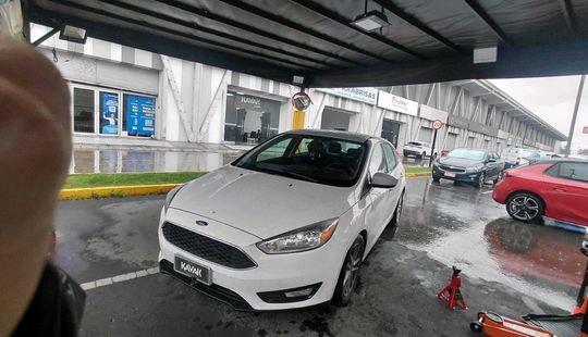 Ford • Focus
