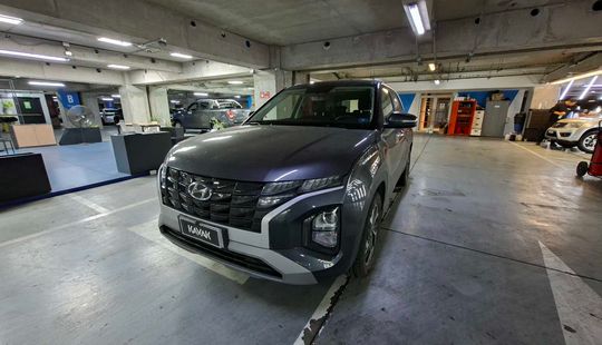 2025 • 9.000 km • Manual