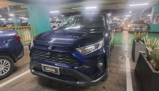 Toyota • RAV4