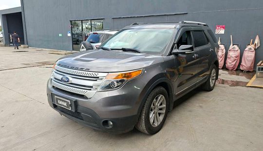 Ford • Explorer