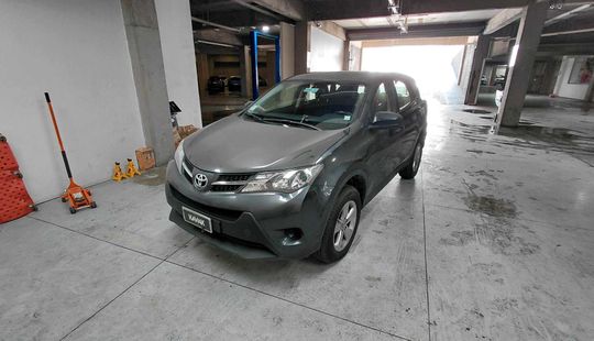 Toyota • RAV4