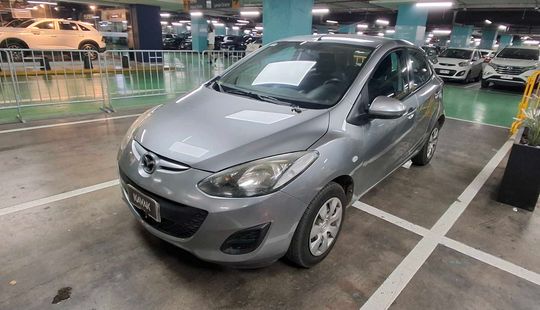Mazda • Mazda 2