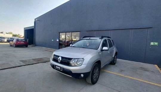 Renault • Duster