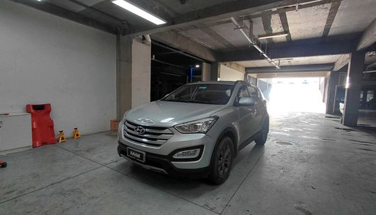 Hyundai • Santa Fe