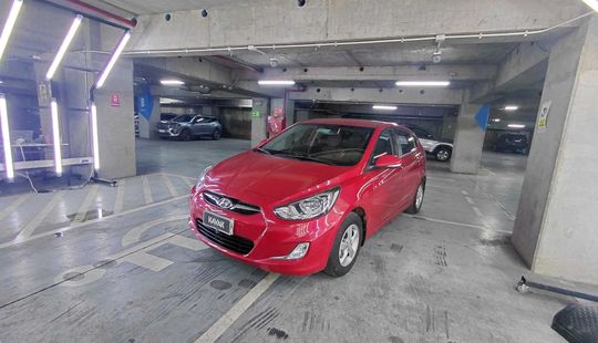Hyundai • Accent