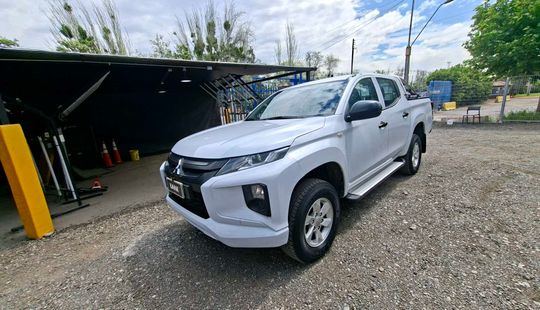 Mitsubishi • L200