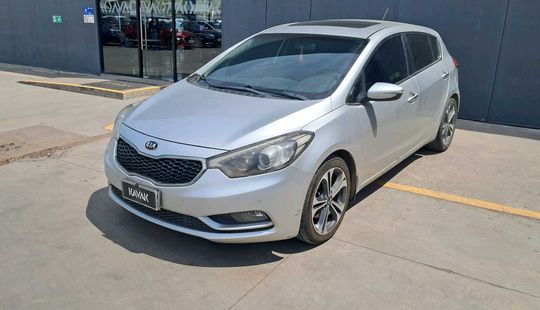 Kia • CERATO 5