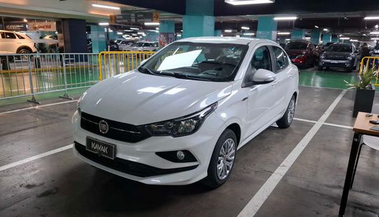 Fiat • Cronos