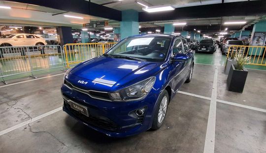 Kia • RIO 5