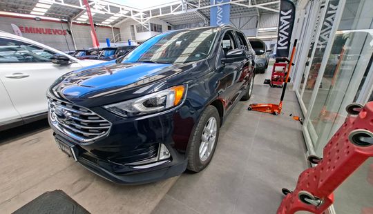 Ford • Edge