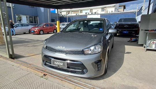 Kia • Soluto