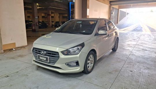 Hyundai • VERNA