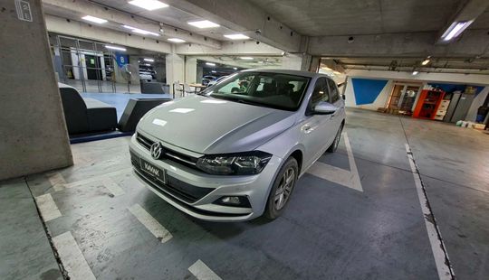 Volkswagen • Polo