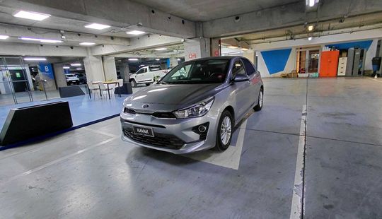 Kia • RIO 5