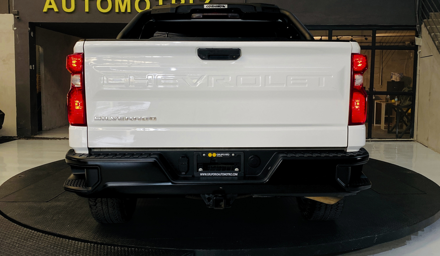 Chevrolet Silverado 1500 2.7 SILVERADO WT CREW CAB F AT 4WD Pickup 2023