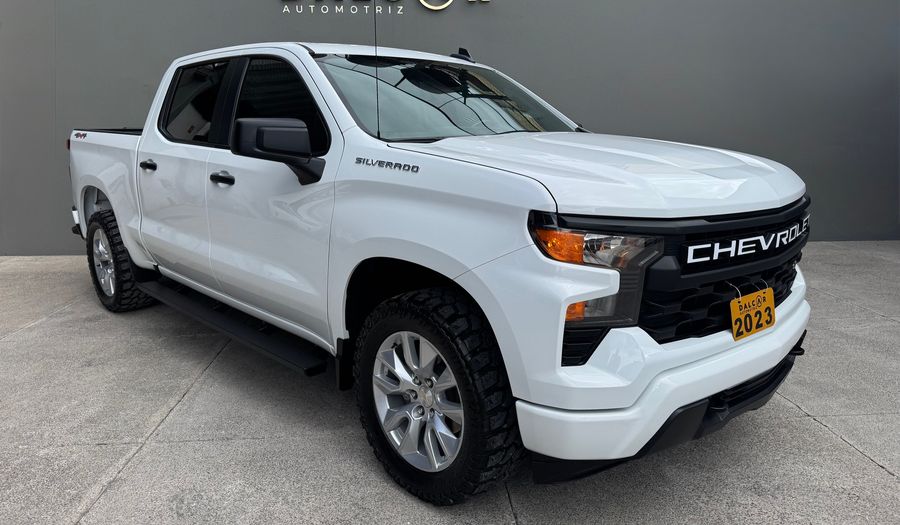 Chevrolet Silverado 1500 5.3 SILVERADO CUSTOM K AUTO 4WD Pickup 2023